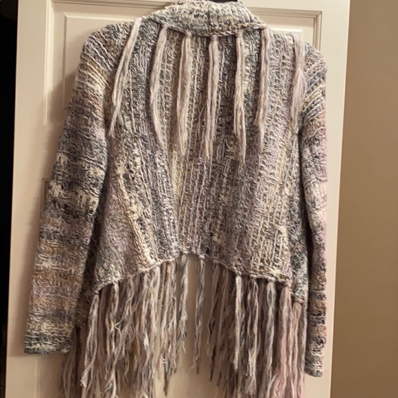 Crop grey fringe sweater jacket - Picture 4 of 4